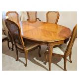 Thomasville Dining Set w/ Oval Table/ 6 Cane Back