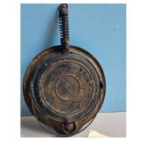 Wagner Cast Iron Waffle Iron No. 8