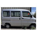 Mitsubishi, Mini Cab Van Right Hand Drive Three