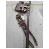 2 Chain Cutters