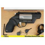 TAURUS THE JUDGE 45LC/.410 Revolver. Excellent. 2"