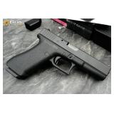 Glock 17 Classic 9mm Semi Pistol