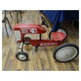 BIG 4 PEDAL TRACTOR