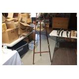 EASEL