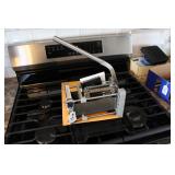 FRENCH FRY CUTTER