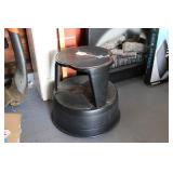 KIK ROLLING STEP STOOL
