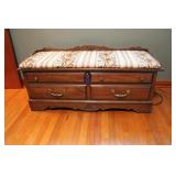 L A N E AROMA-TITE CEDAR CHEST W/ KEY