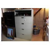 LOCKING FILING CABINET W/ KEY