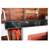 40" WALL HANGING DISPLAY