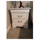WHITE BEDSIDE STAND