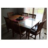 DINNING ROOM TABLE W/ 6 CHAIRS