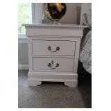 WHITE BEDSIDE STAND