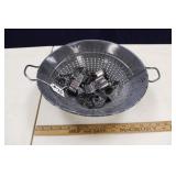 ENAMELWARE STRAINER & COOKIE CUTTERS