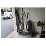 ASSORTED HAND TOOLS & CHICKEN WIRE