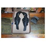 WALL HANGING CHALKWARE PARROTS & BOOK ENDS