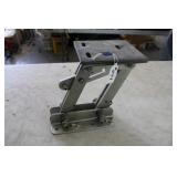MARINE OUTBOARD MOUNTING BRACKET W/ SPACER