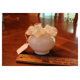 FENTON SILVERCREST RUFFLED VASE
