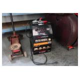 SCHUMACHER SE4020 BATTERY CHARGER