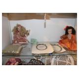 SHELF W/ DOLLS