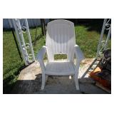 RUBBERMAID ROCKING CHAIR