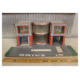 VINTAGE CARDBOARD COMPLETE CAR SERVICE STATION