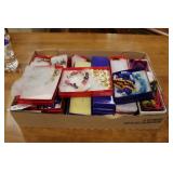 FLAT OF ASSORTED JEWELRY