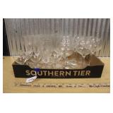 ASSORTED GLASS DRINKING GLASSES