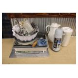 ASSORTED BAKING SHEETS & KITCHENWARE