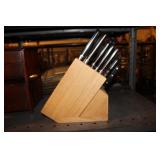 KNIFE BLOCK W/ KNIVES - MISSING (2)