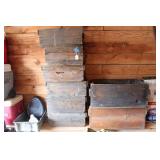 ASSORTED ANTIQUE CRATES