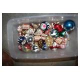 VINTAGE CHRISTMAS TREE ORNAMENTS