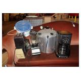 VINTAGE KITCHEN ITEMS