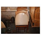 (4) FOLDING CHAIRS