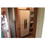 PLASTIC STORAGE CABINET
