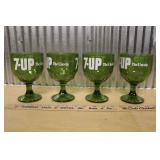 VINTAGE 7UP "THE UNCOLA" DRINKING GLASSES