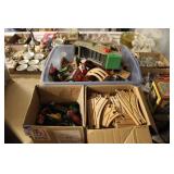 PUZZLE WORLD TRAIN SET BY MELISSA & DOUG
