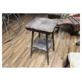 ANTIQUE PARLOR TABLE