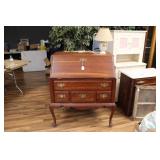 QUEEN ANNE STYLE CHERRY WOOD SLANT SECRETARY DESK