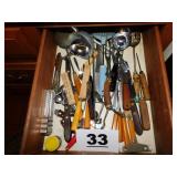 KITCHEN UTINSEL-DRAWER LOT