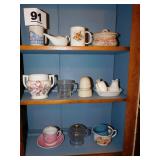 LOT OF MISC KITCHEN ITEMS