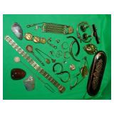 LOT OF COSTUME JEWELRY & MORE LOT OF COSTUME JEWELRY & MORE