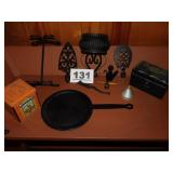 DECORATIVE & COLLECTABLE LOT DECORATIVE & COLLECTABLE LOT