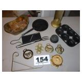 DECORATIVE LOT DECORATIVE LOT