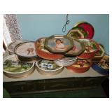 LOT OF TINS LOT OF TINS