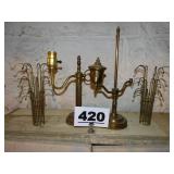 (2) LAMPS (2) LAMPS