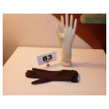 GLOVE FORM STORE DISPLAY GLOVE FORM STORE DISPLAY
