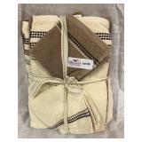 New 6 Piece Towel Set - 2 Wash Cloths/ New 6 Piece Towel Set - 2 Wash Cloths/