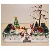 Dept 56 - Snow Village - Festive Front Yard