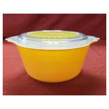 Vintage Pyrex 474-B Daisy Casserole Dish 1969