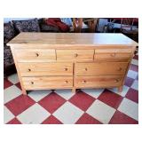Well Made Wood Oak Veneer 7-Drawer Dresser